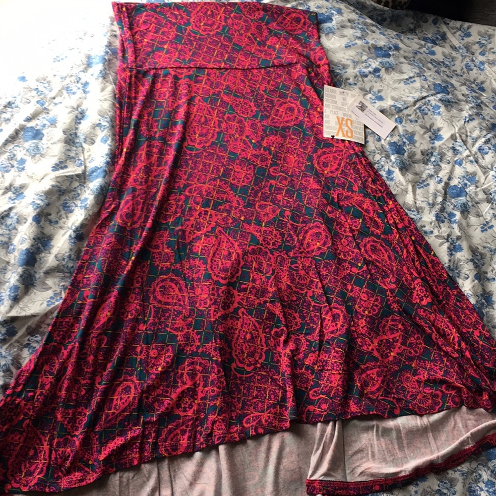 LuLaRoe Azure Skirt!